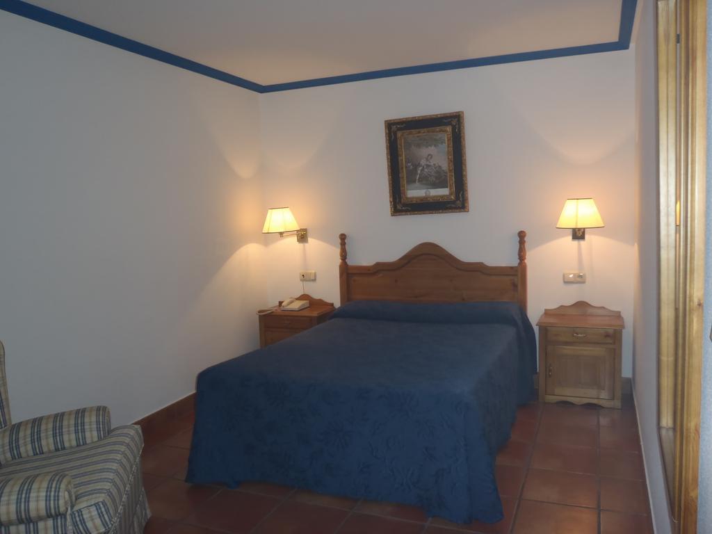 Hotel Hospederia El Convento Miranda de Ebro Kültér fotó